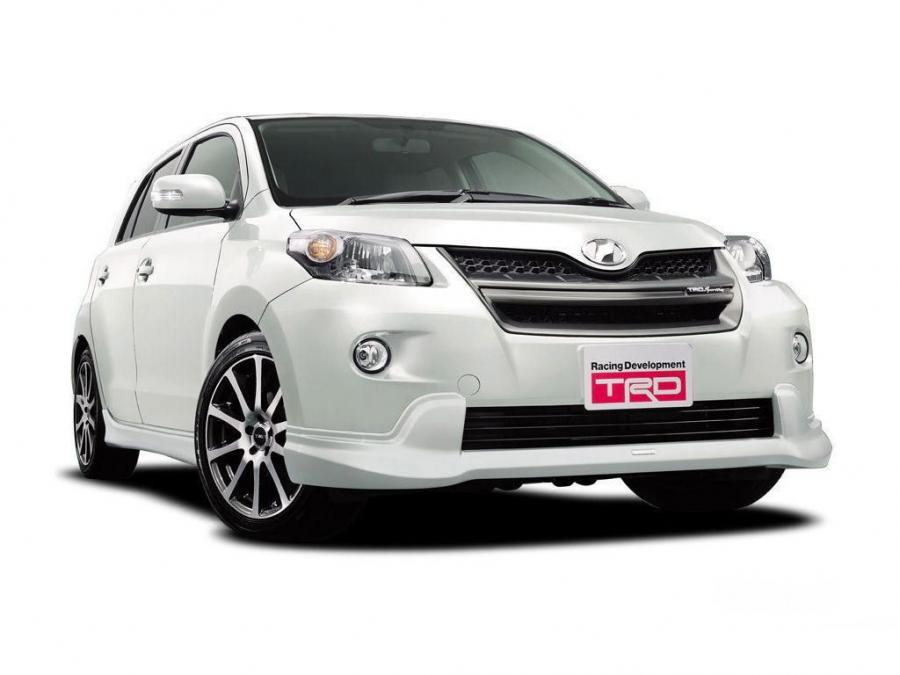 Toyota Ist by TRD '2007